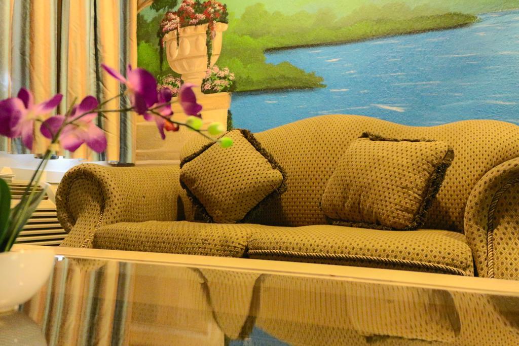 The Symphony Inn & Suites Х'юстон Номер фото