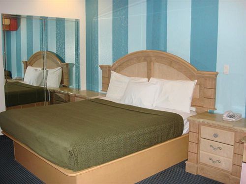 The Symphony Inn & Suites Х'юстон Екстер'єр фото